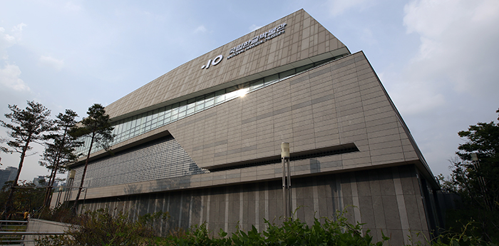  
You can learn more about the Korean alphabet at the National Hangeul Museum. 
